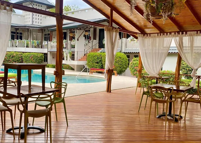 Parti Gras Hotel&villas En Playa Hotel *