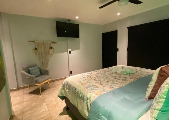 Parti Gras Hotel&villas En Playa